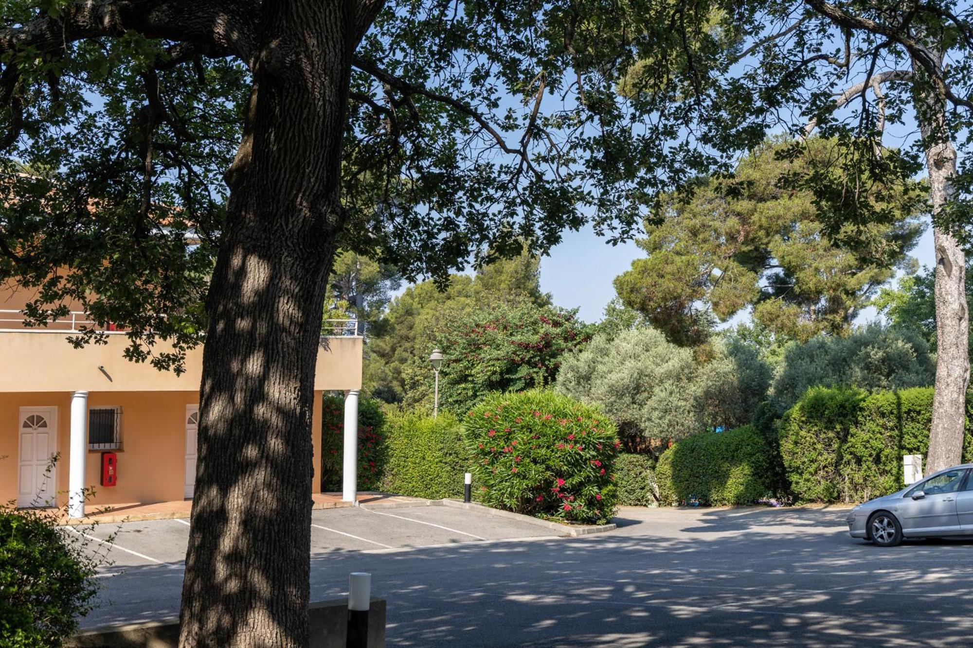 The Originals City, Hotel Cote Sud, Marseille Est 阿洛 外观 照片