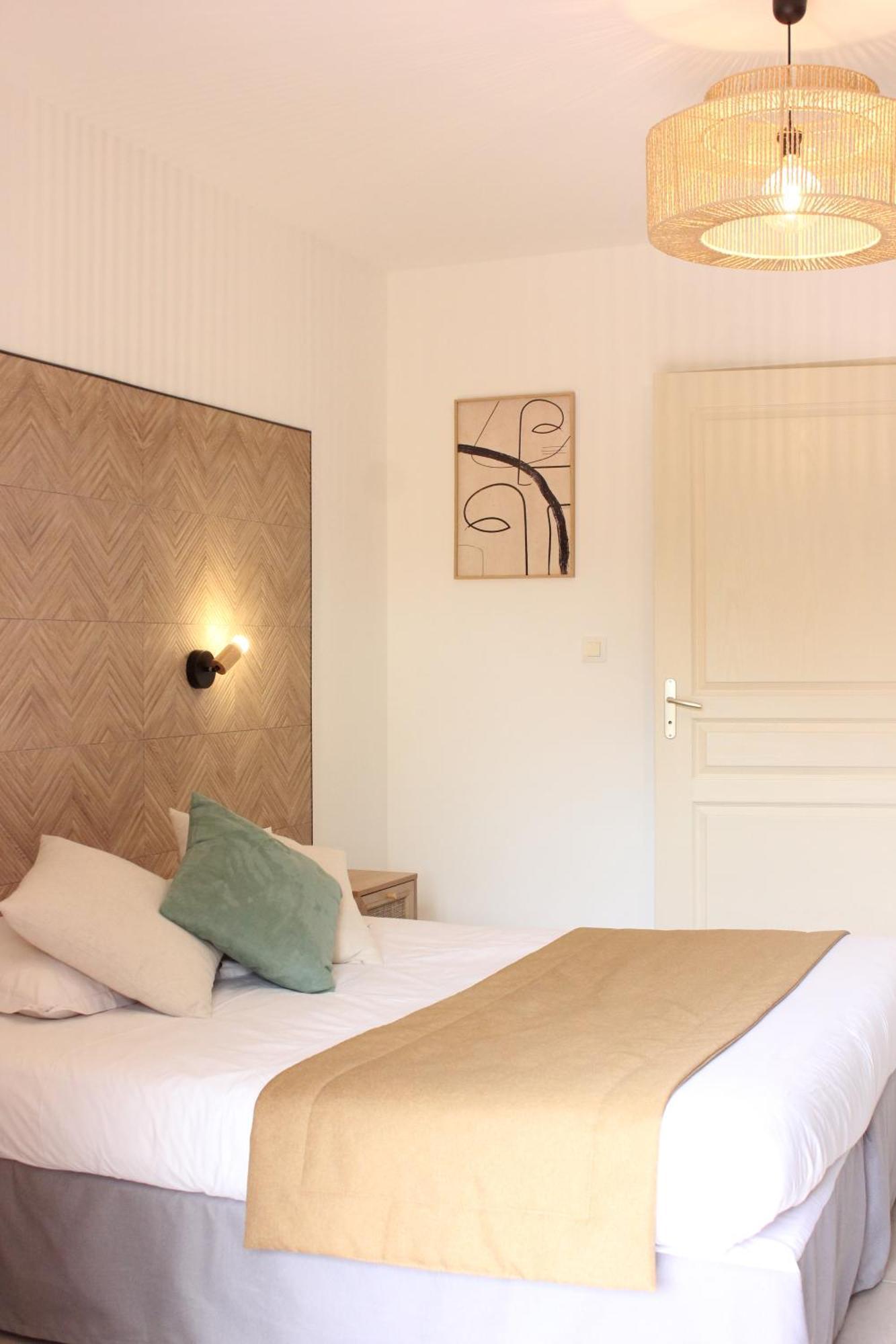 The Originals City, Hotel Cote Sud, Marseille Est 阿洛 外观 照片